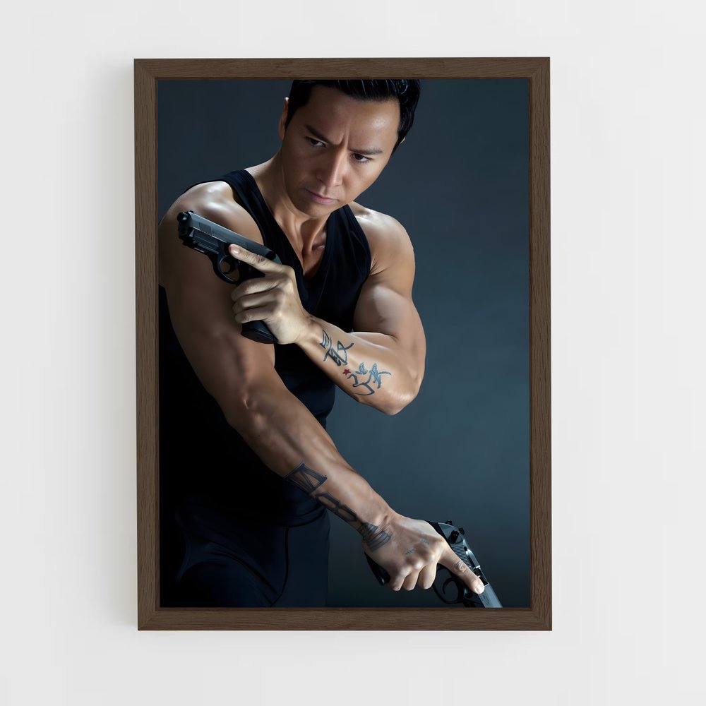 Poster L'Homme au Pistolet – affiche Kung Fu (vue 5)